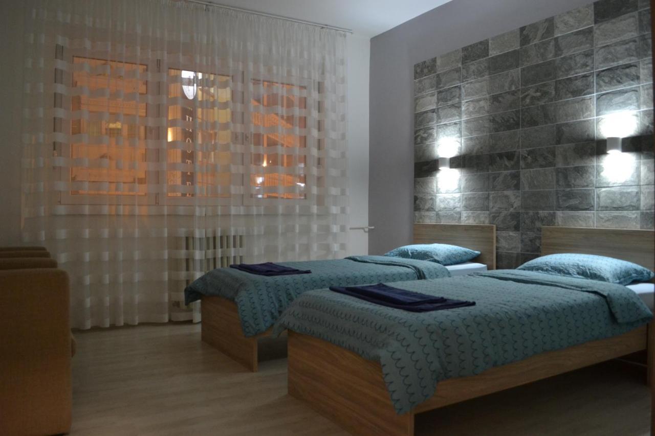 Lazarus Apartment Skopje Exteriör bild